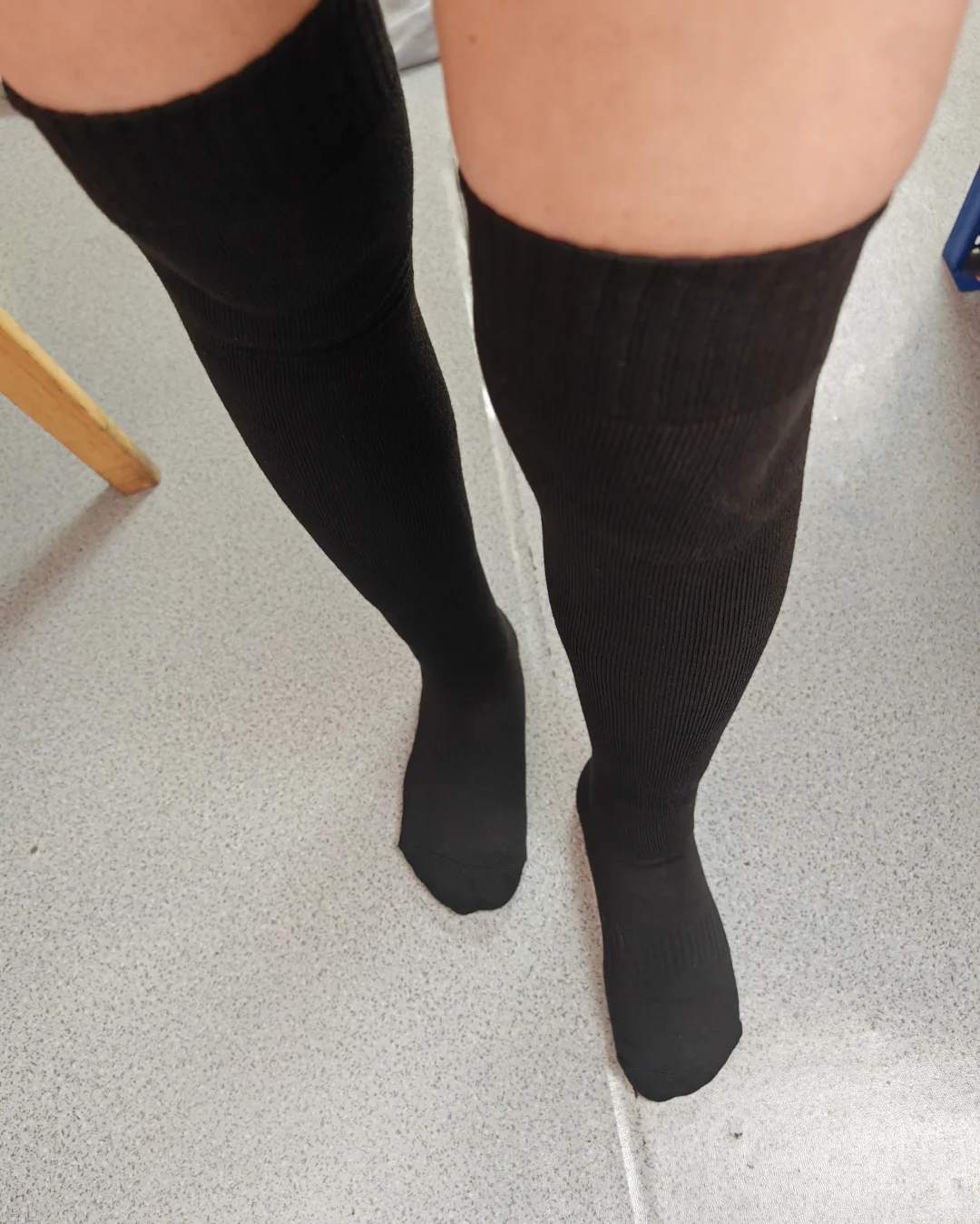 冬天到了🐾到了穿腿袜的季节了👣👣