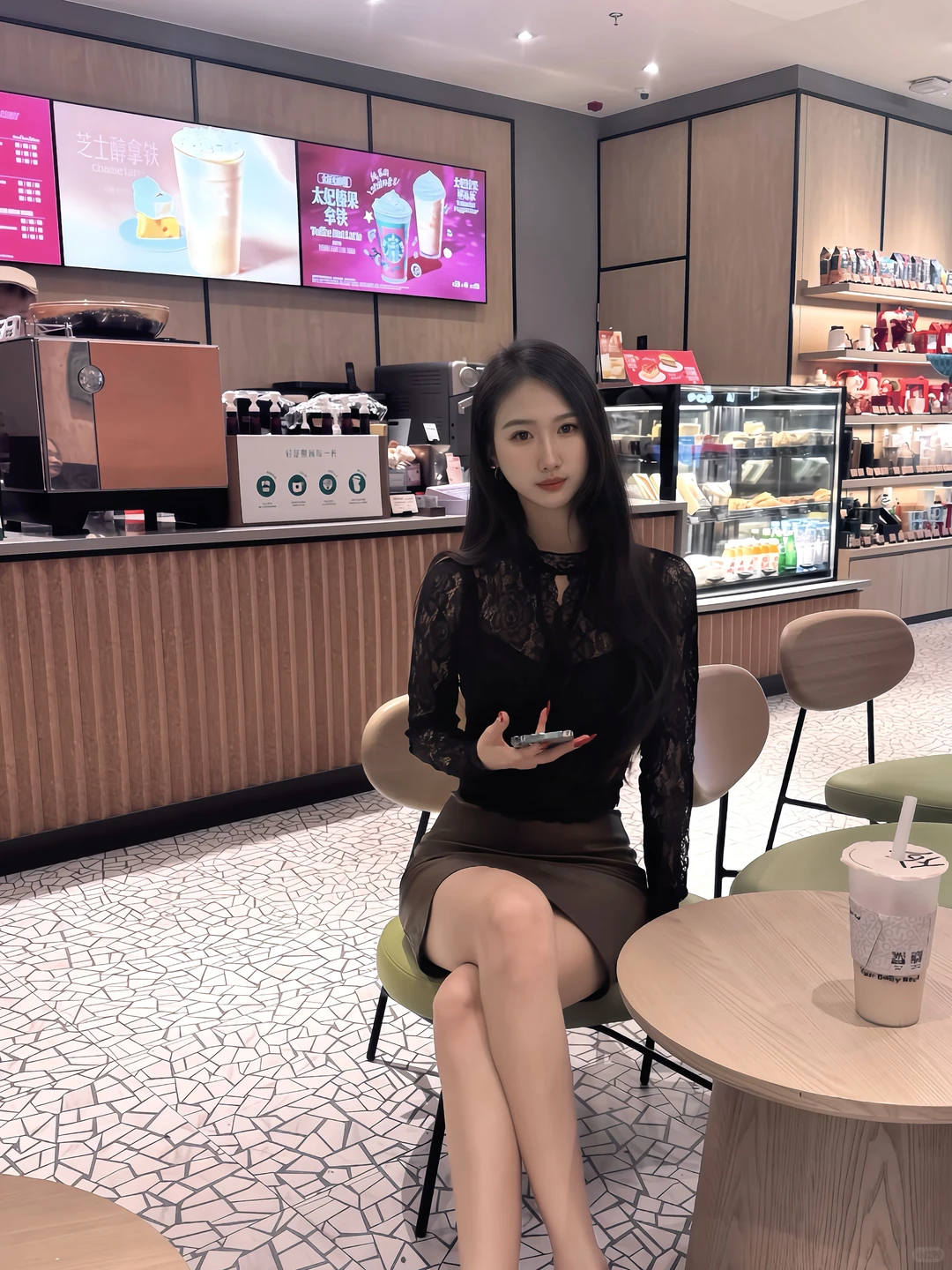 蕾丝包臀裙的权威我后知后觉