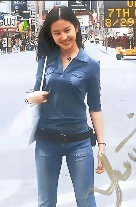 刘亦菲：38岁，素颜淡妆，保持不变的身材