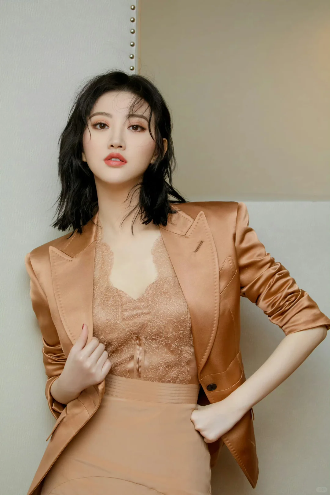 景甜 蕾丝露肤腿长两米