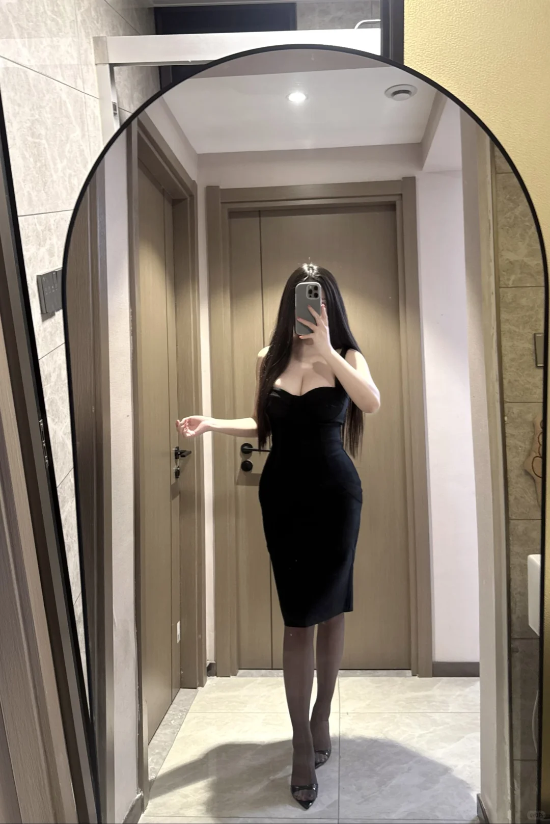 Live图包臀裙真的超显身材～