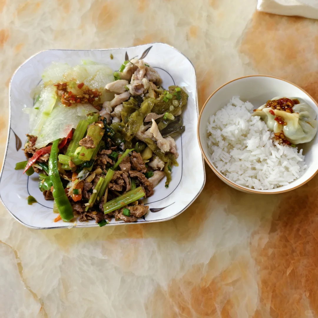 🍱153cm84斤一天都吃啥