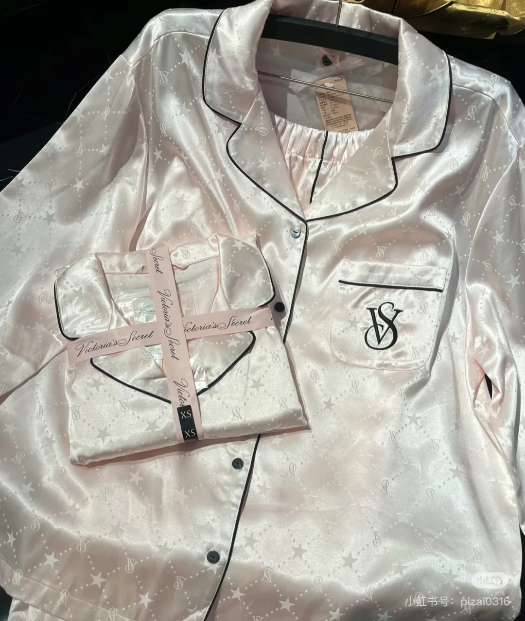 这个睡衣我真的爱了！💕