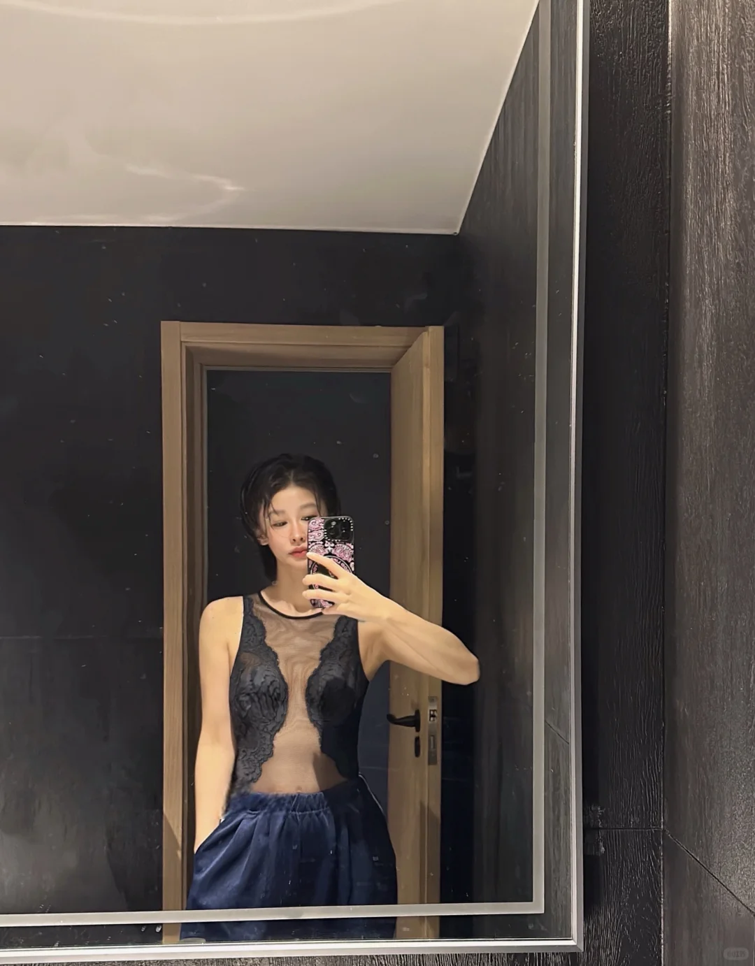 连体白色M没有啦！黑色库存告急！