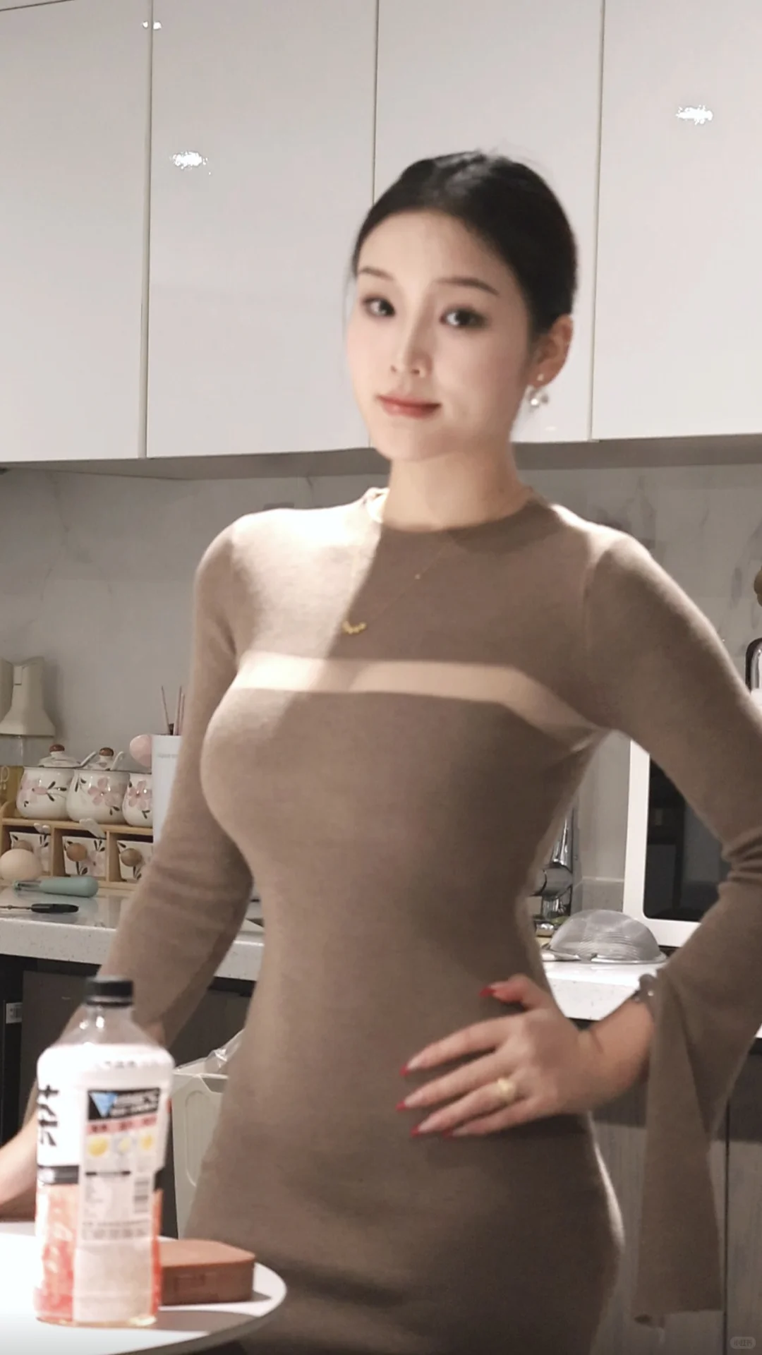 自己都觉得美的不知天地为何物了😋