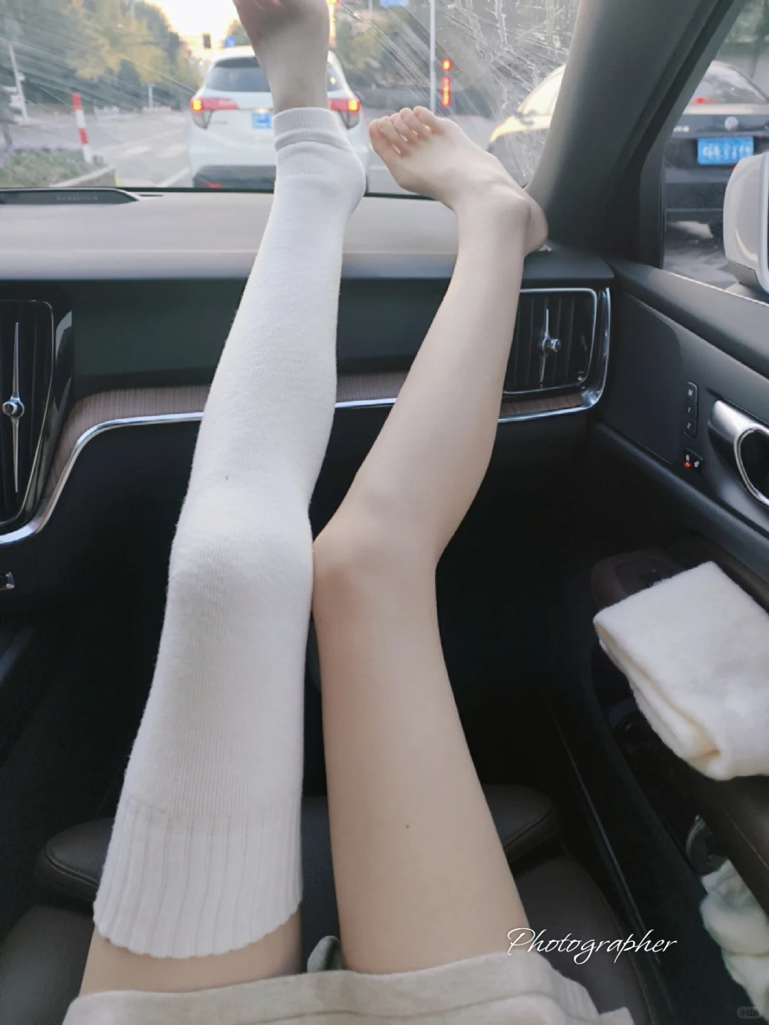 这大冬天不冷吗？不穿个护膝受得了？