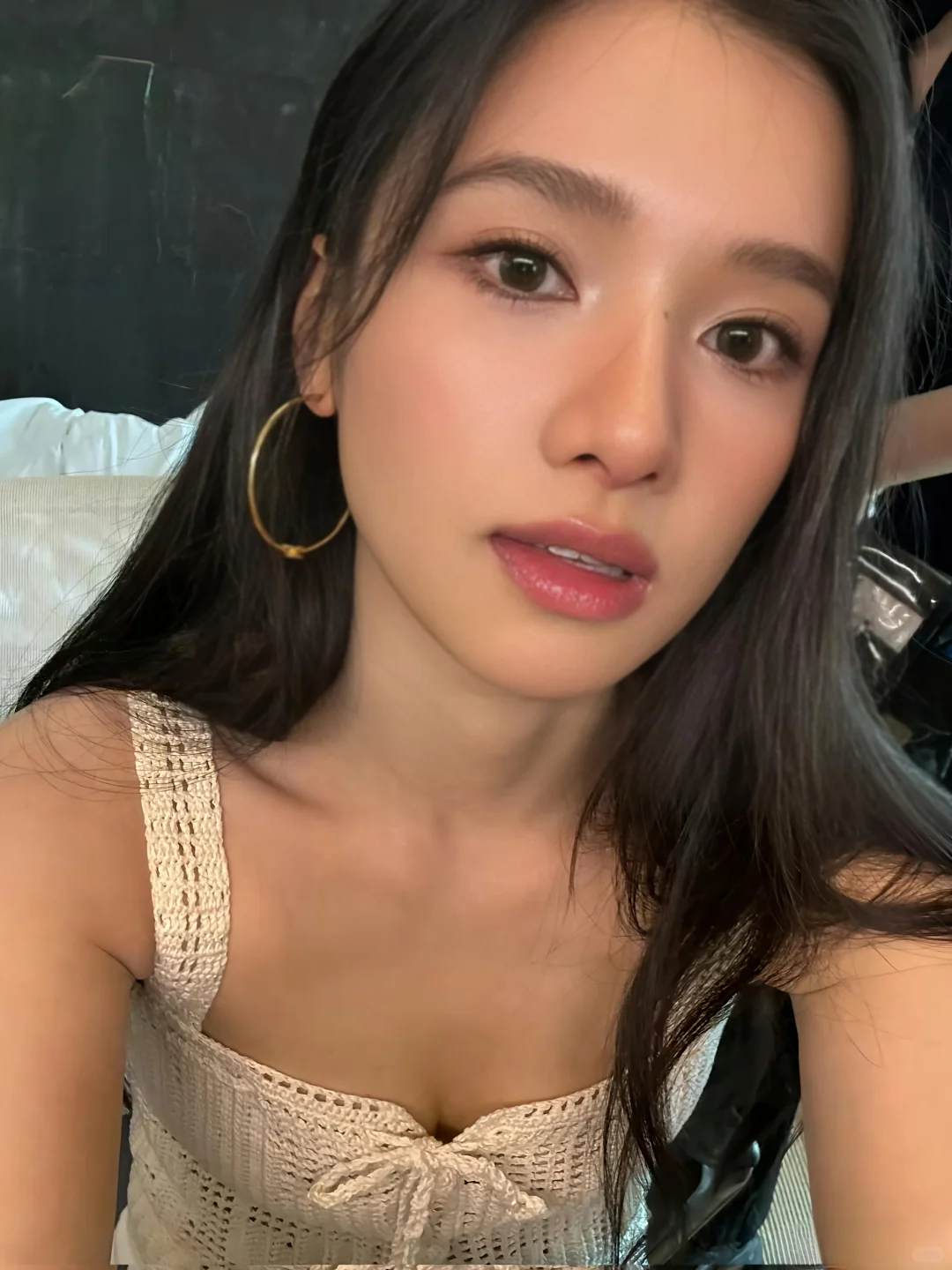 张婧仪，怼脸拍