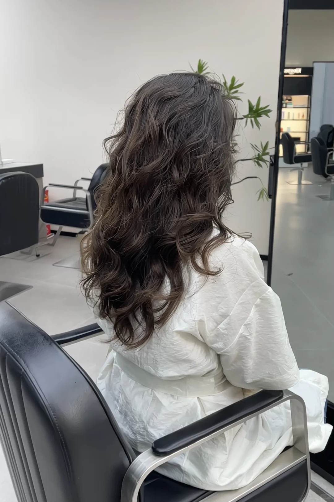 烫出你的曲线，烫出你的美丽