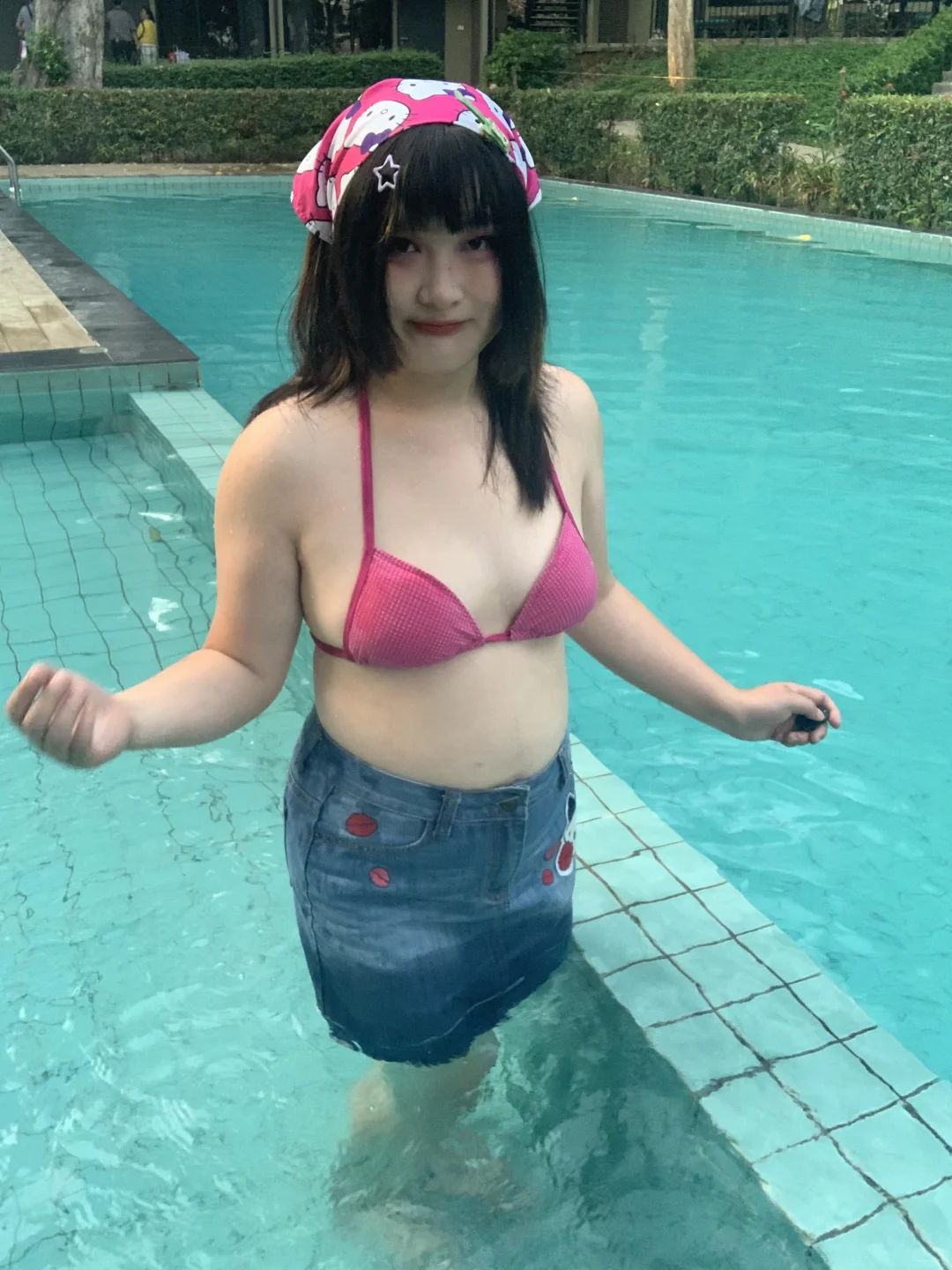 是的，女人也会有腋毛。