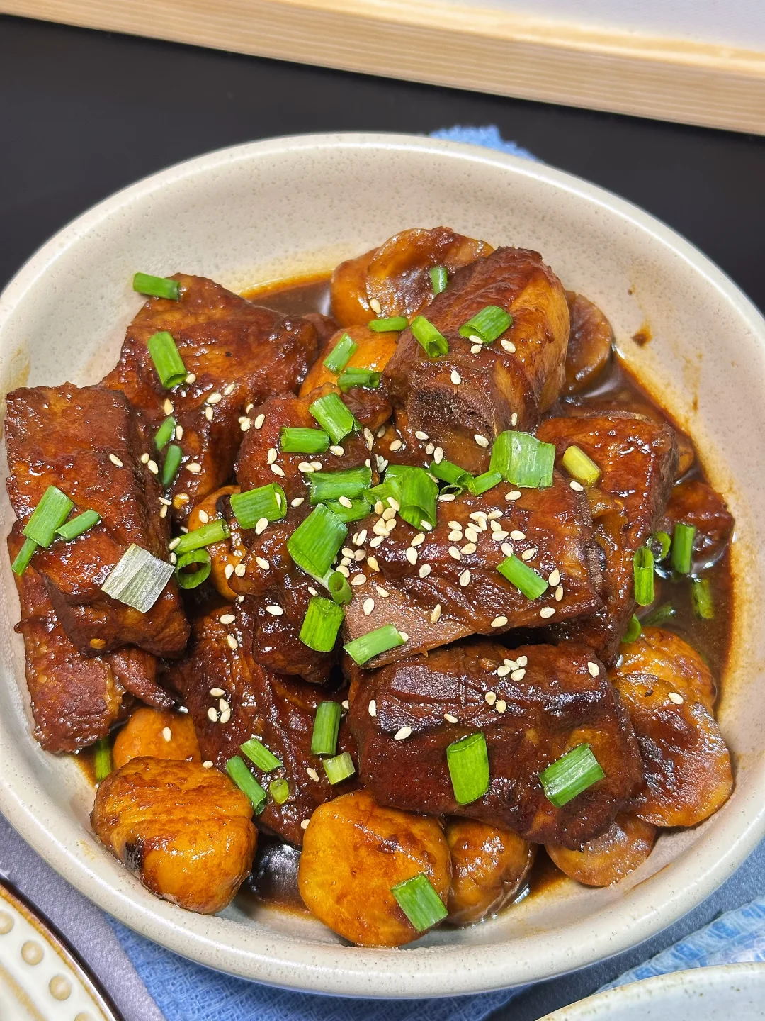 晚餐｜🌰板栗排骨 香菜炒牛肉 清炒生菜🥬