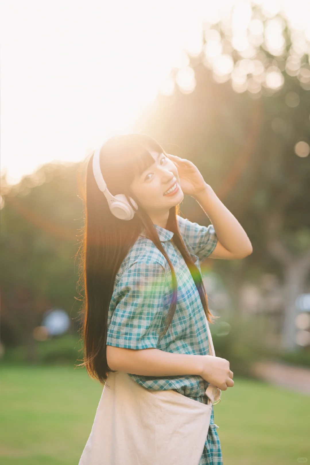 午后的淮海中路真的很出片