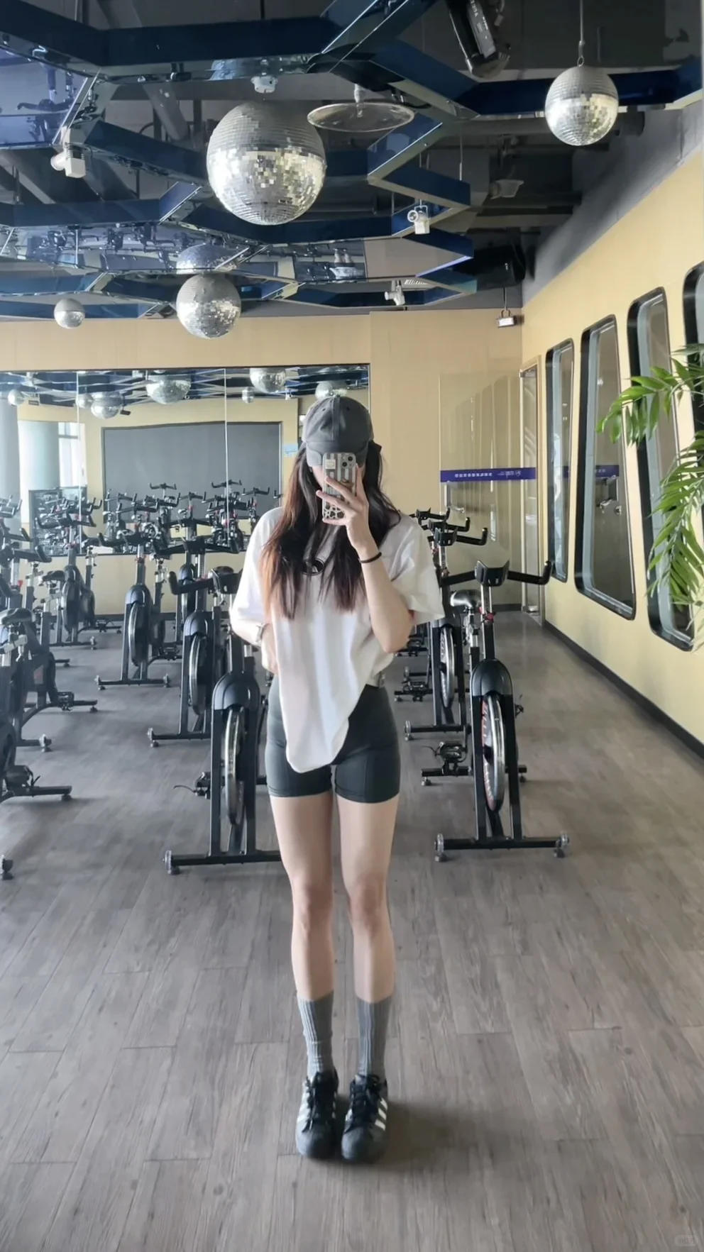 🔥新手女生健身房练腿攻略！蜜桃臀养成计