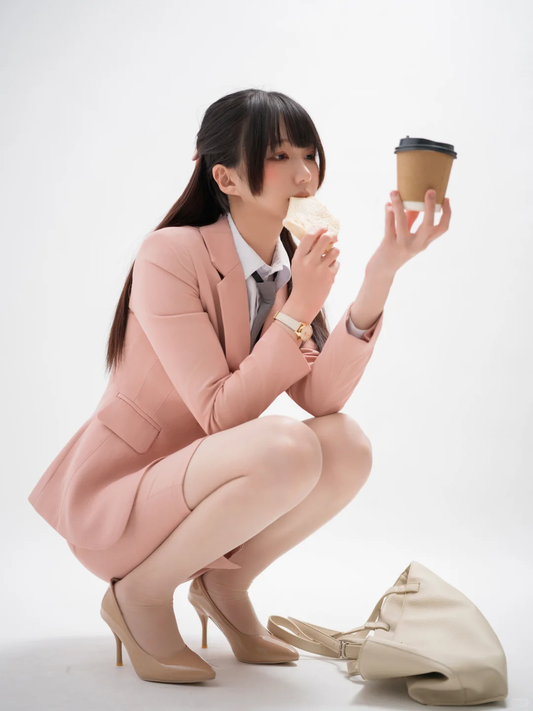 上班族的午休时间💼