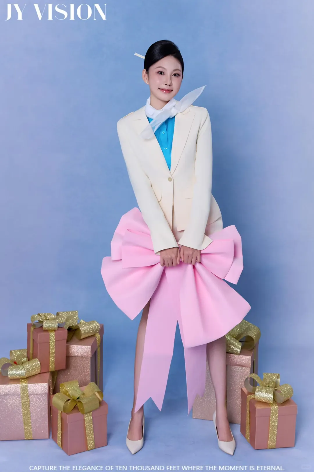 当空姐制服撞上巨型蝴蝶结🎀