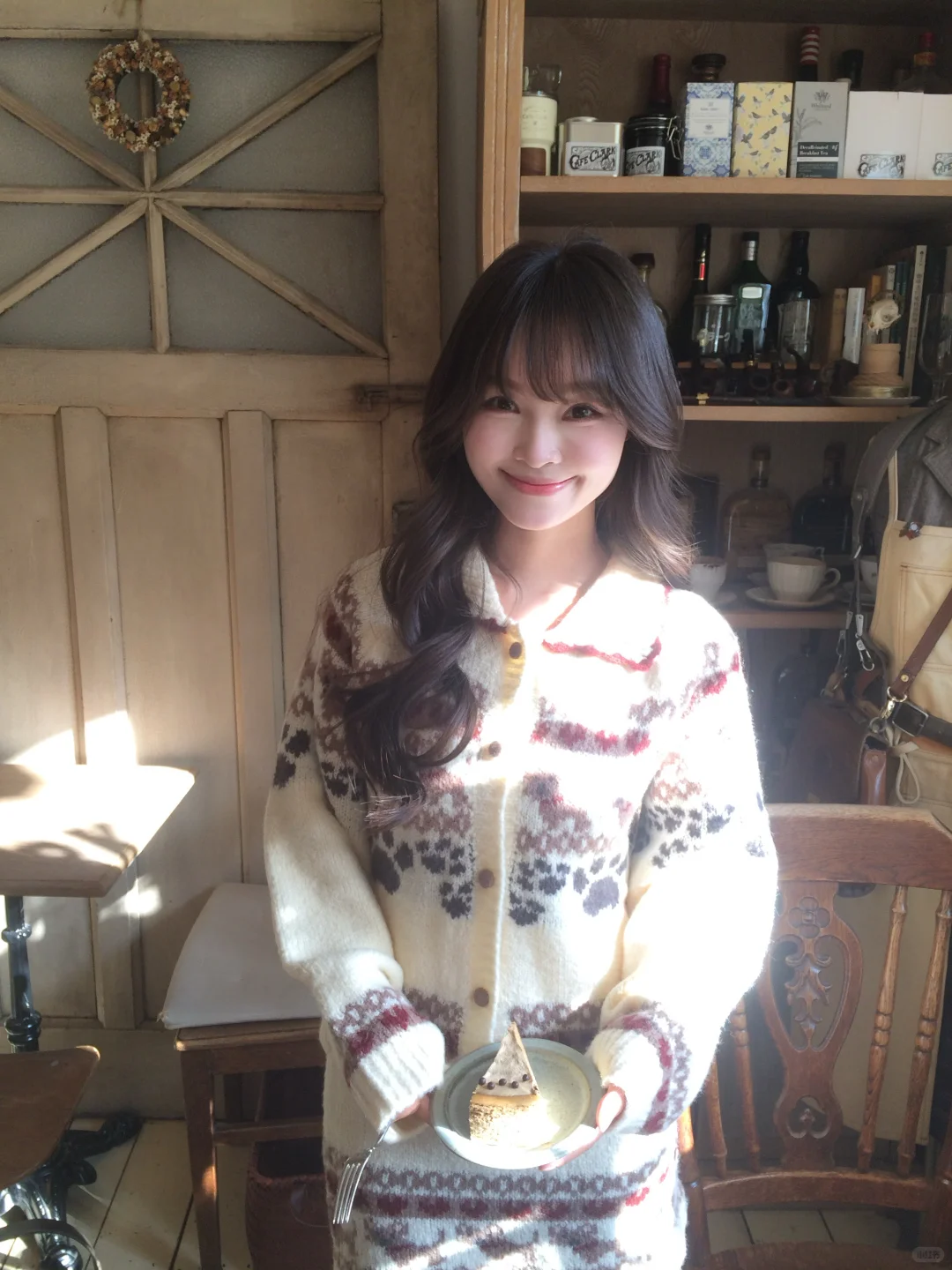 存一些古早氛围感咖啡店拍照姿势🫧✨🍮