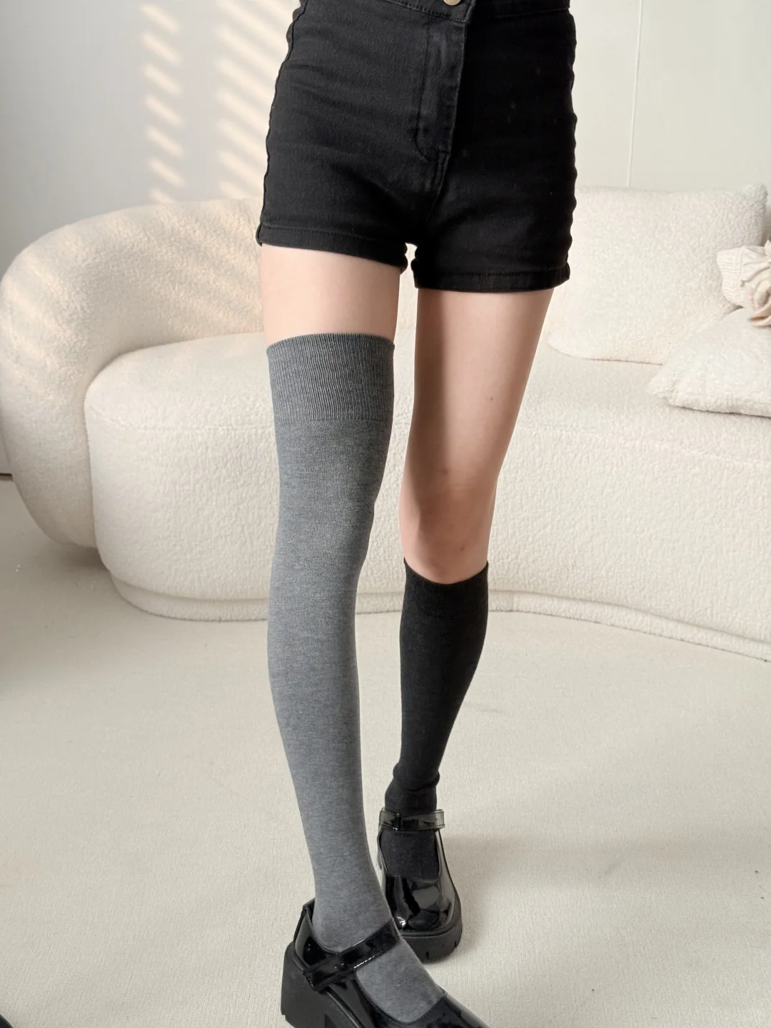 是过膝袜还是小腿袜好