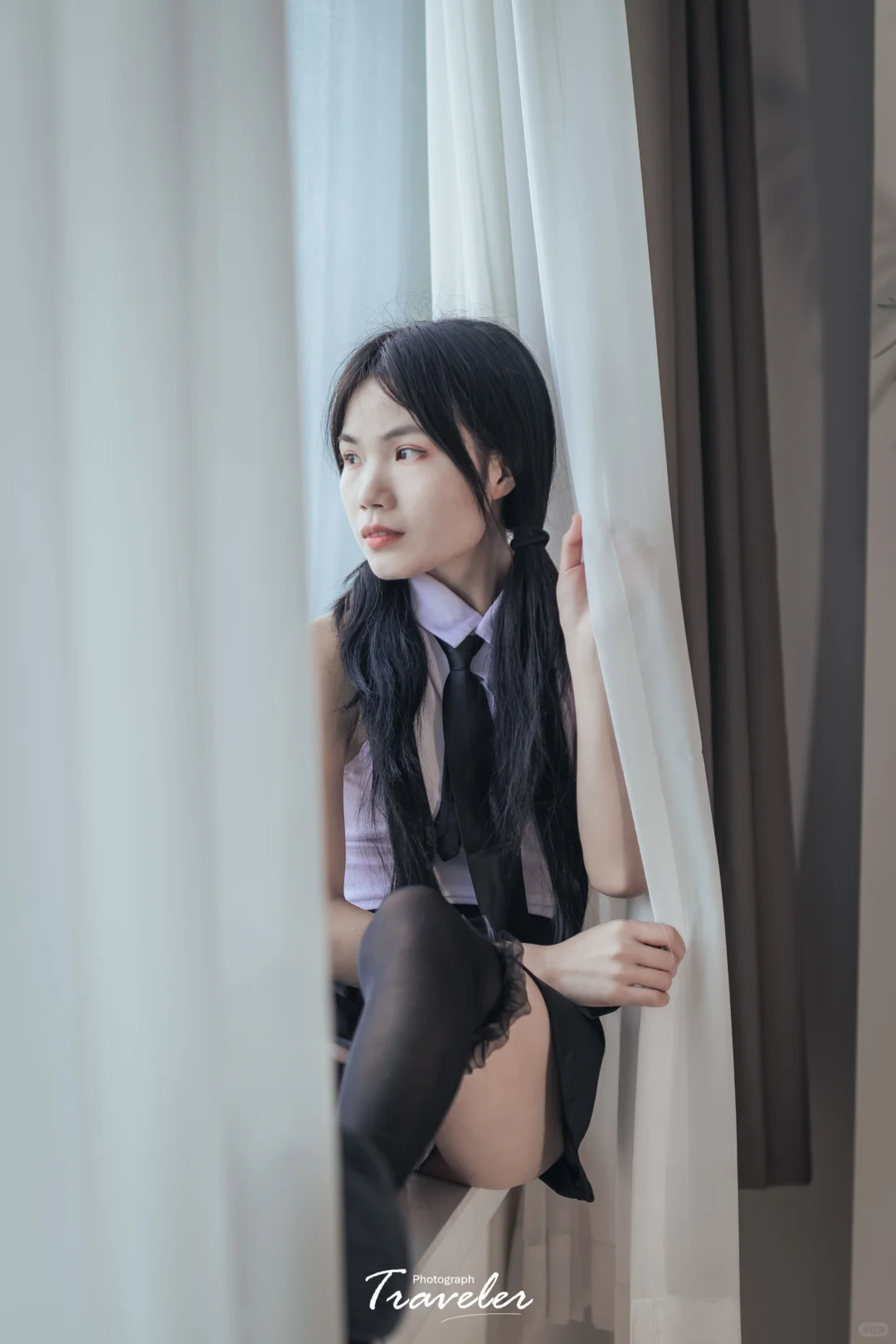 制服少女写真｜光影与质感的完美融合