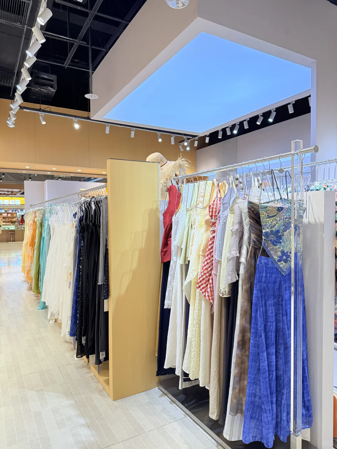 三亚穿搭12月椰梦长廊出片服装搭配攻略