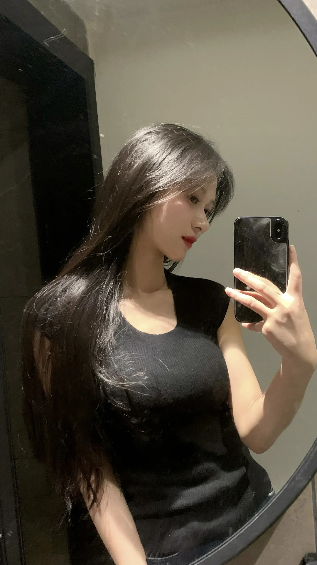 角度无所谓，露个下巴就是妈咪