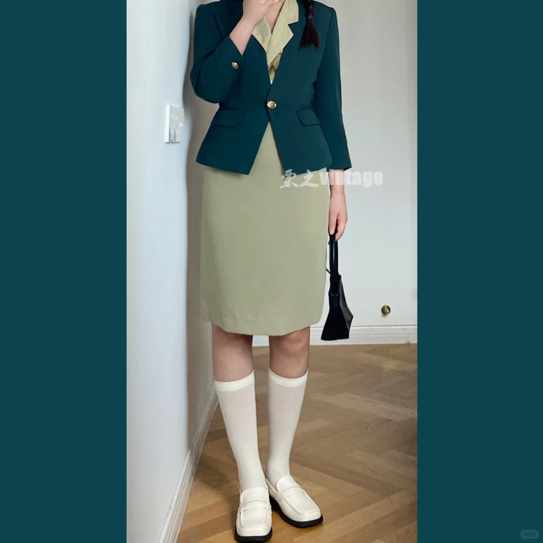 早秋复古穿搭|古着女孩一周色彩穿搭不重样