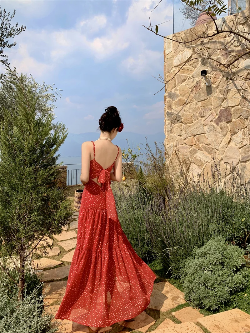 法式波点连衣裙海边平价度假裙