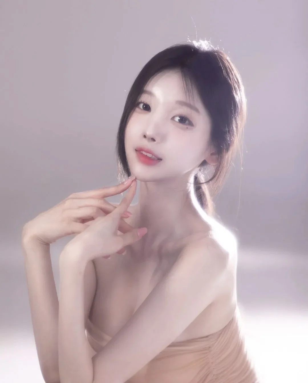 又甜又辣！完美身材曲线！