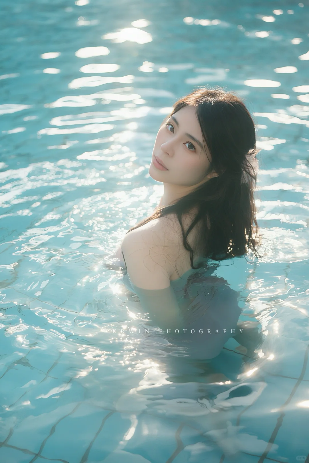 太爱这个泳池look了！💦