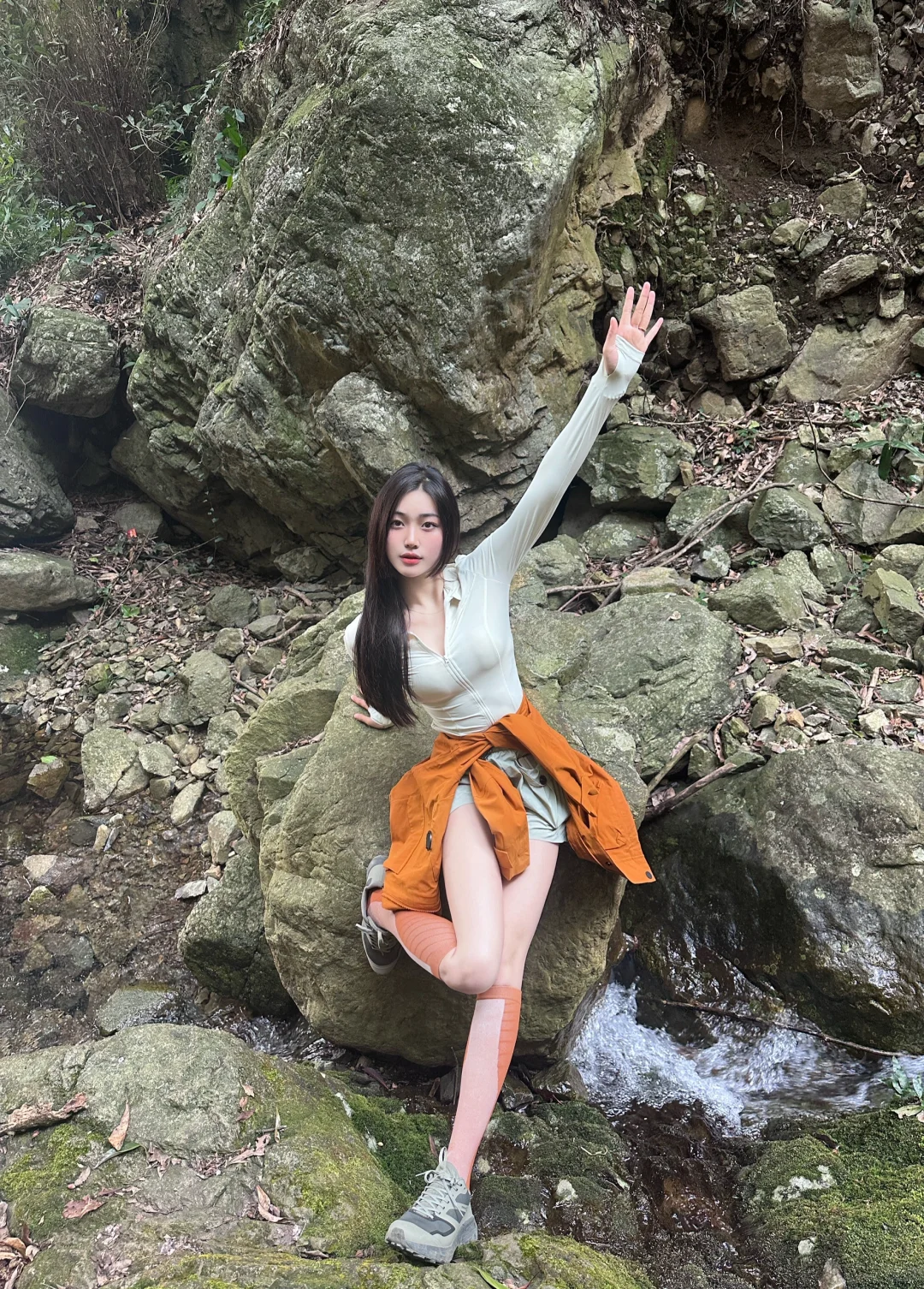 徒步女孩的野生美｜和我爬山就是摆烂