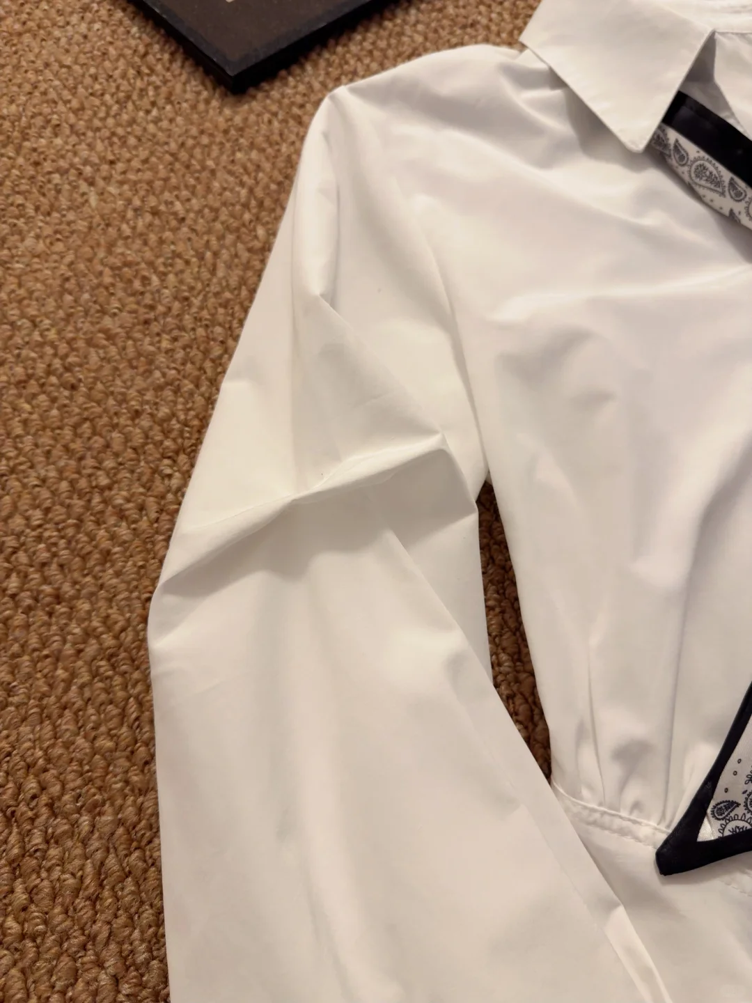 丝巾穿搭就像呼吸一样简单