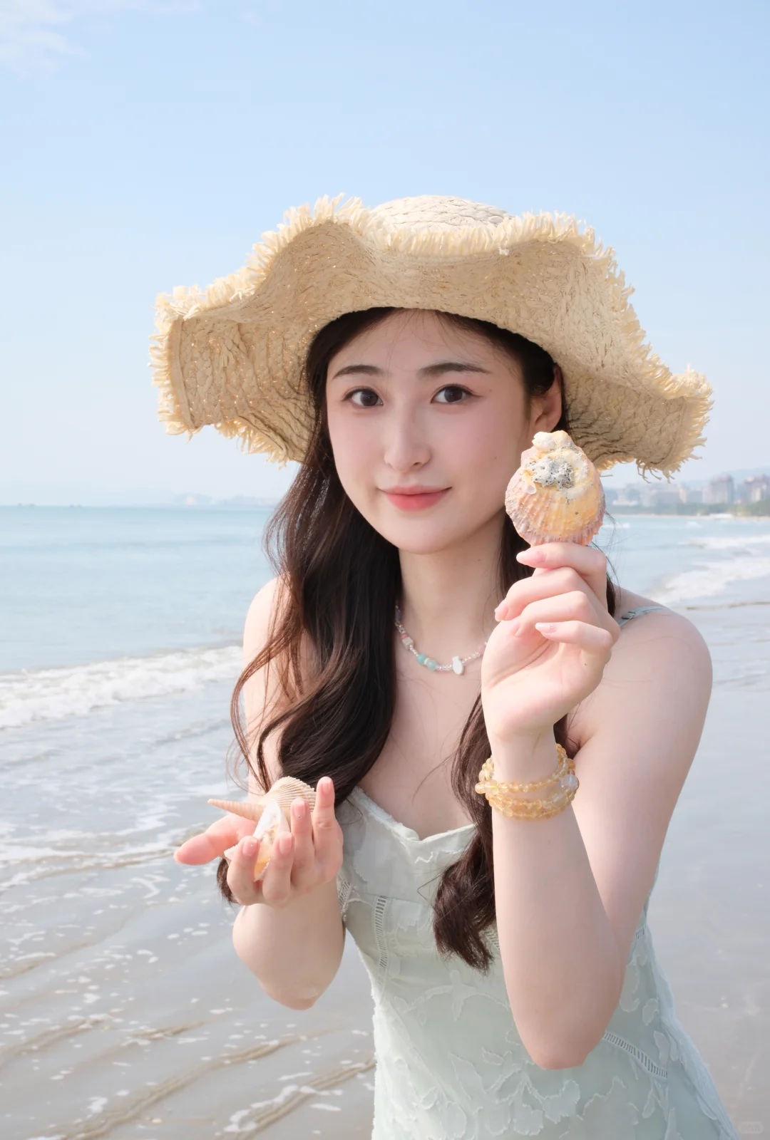 提前收藏⭐️这些在海边拍照姿势你一定能用到