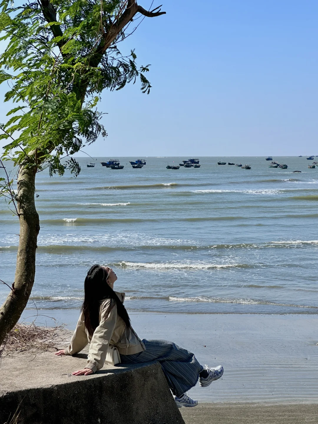 很韩系的上山又下海的海边拍照📷