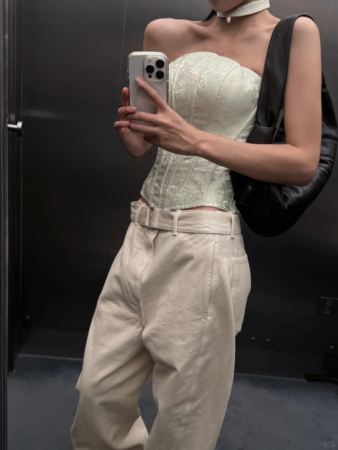 鱼骨抹胸到底能搭出几种风格🔓