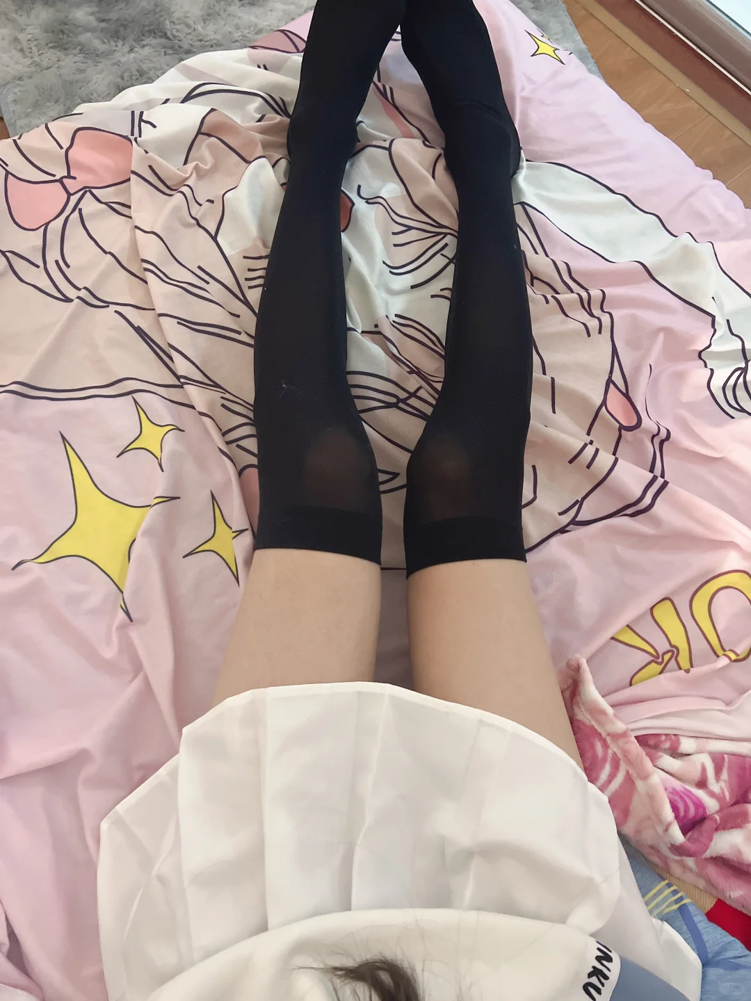 好喜欢我的腿哈哈哈哈