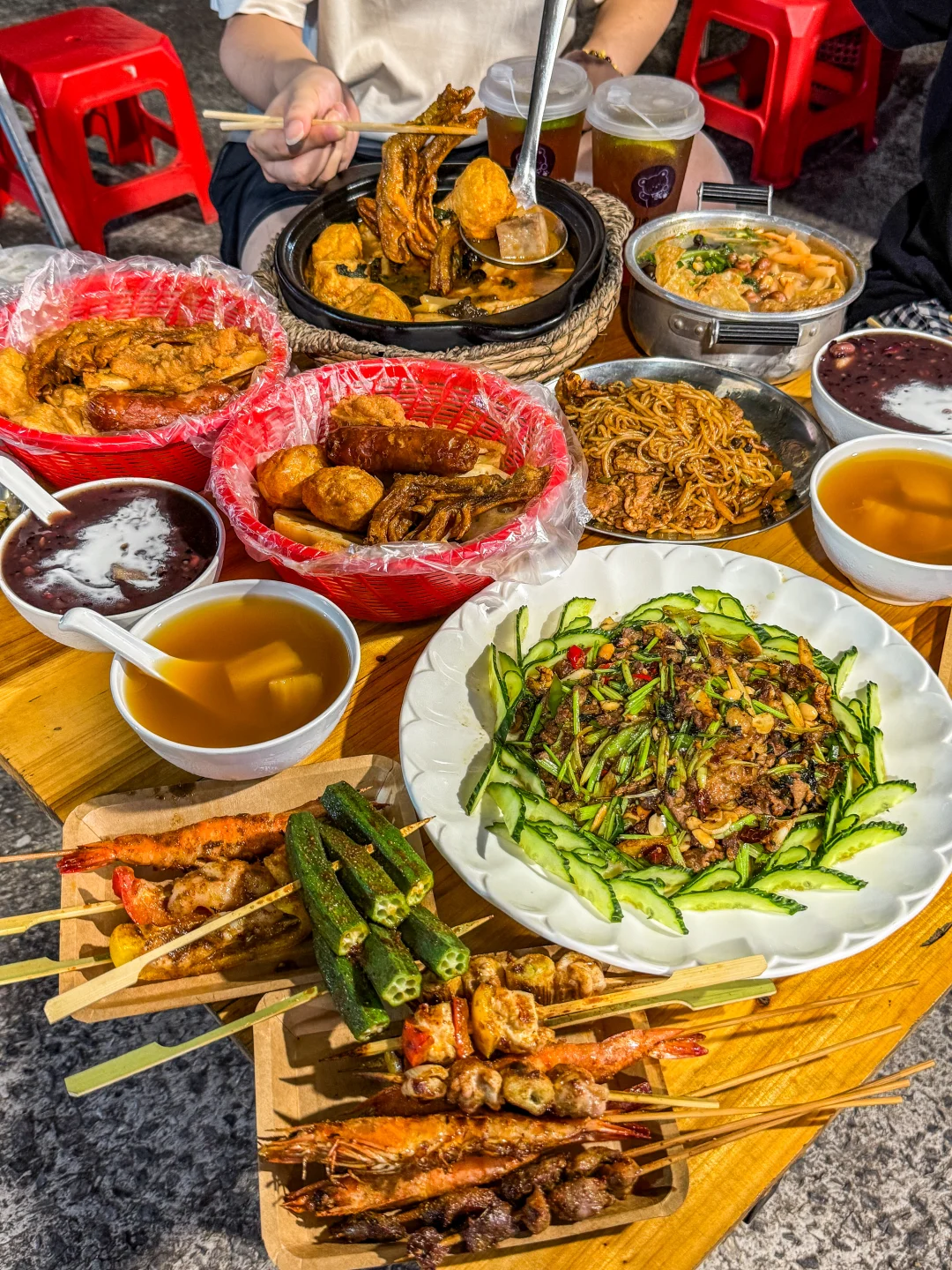 一周能吃567次螺蛳粉天堂