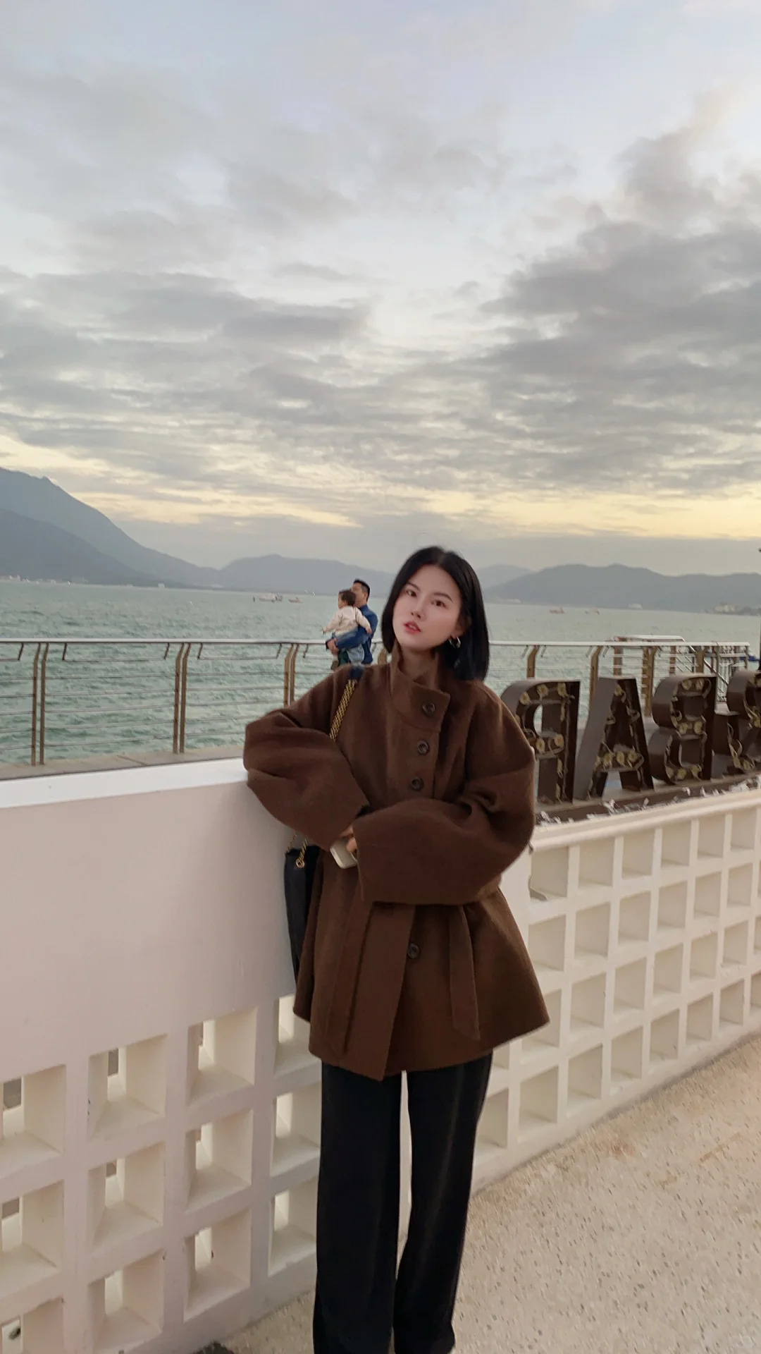 短发海边记录📝琥珀棕色，秋冬的颜色🍂