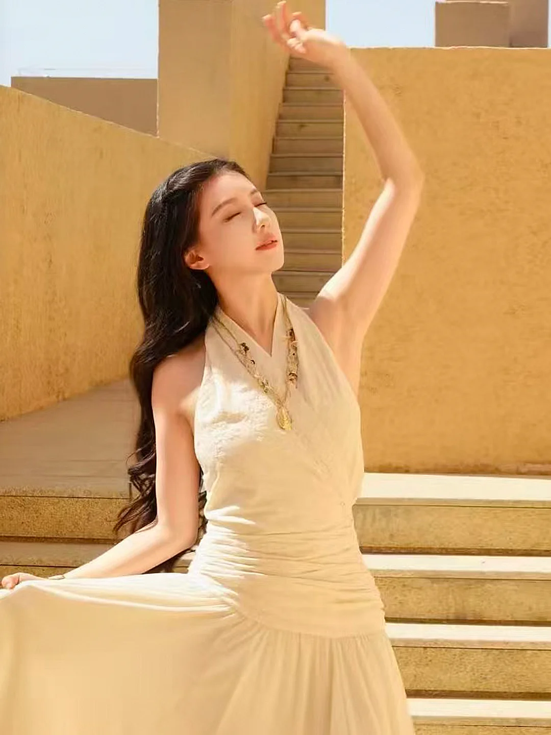 JUUNNGLE 洲谷 | 王鹤润以反差惊艳荧幕时光