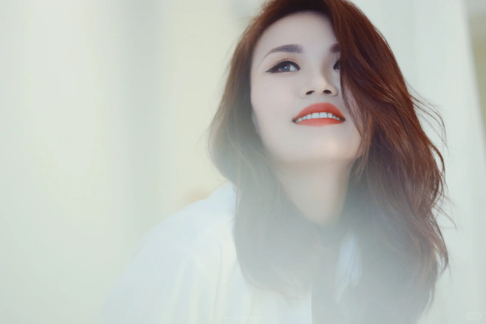 白色衬衫私房照