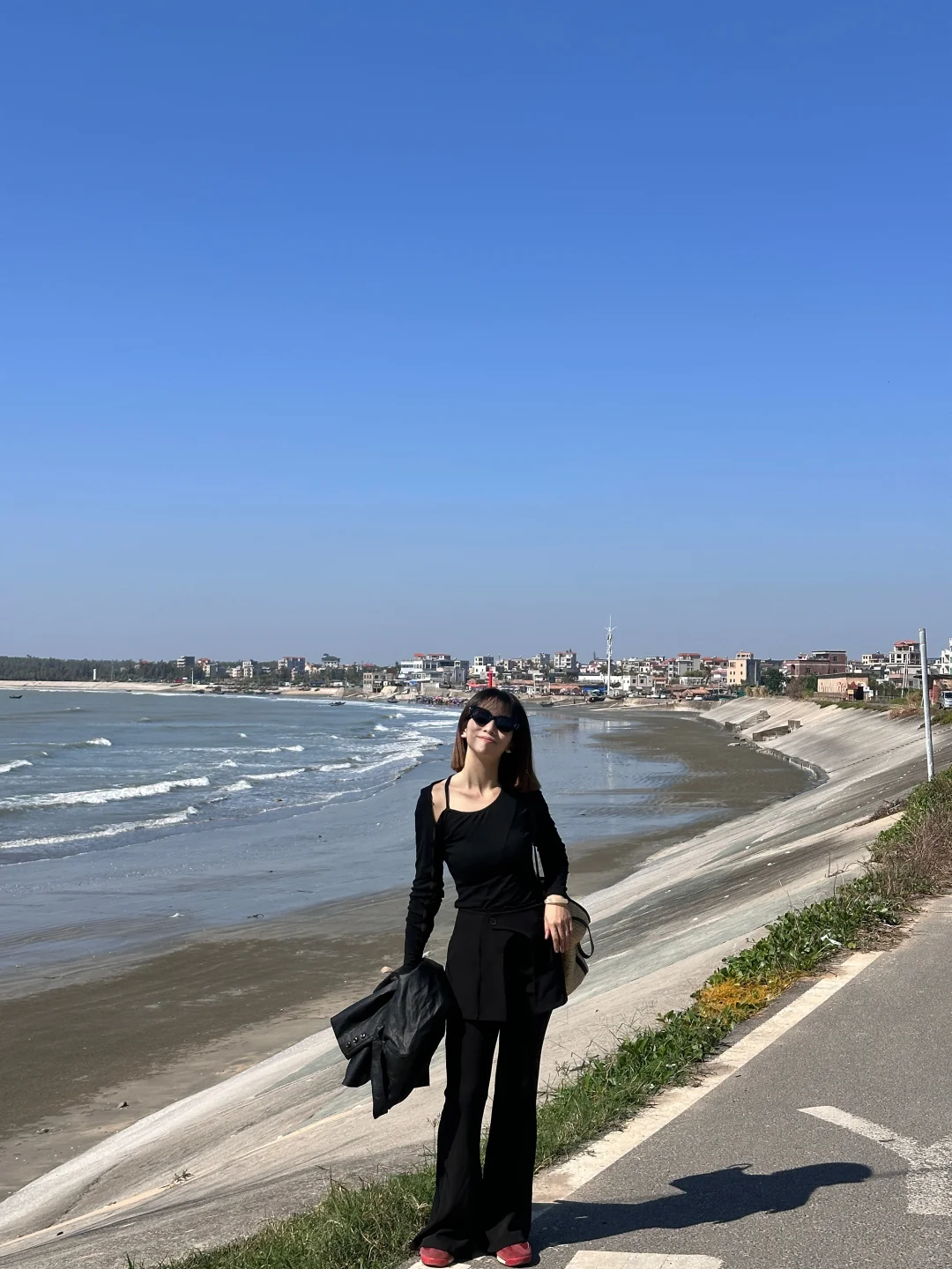 很韩系的上山又下海的海边拍照📷