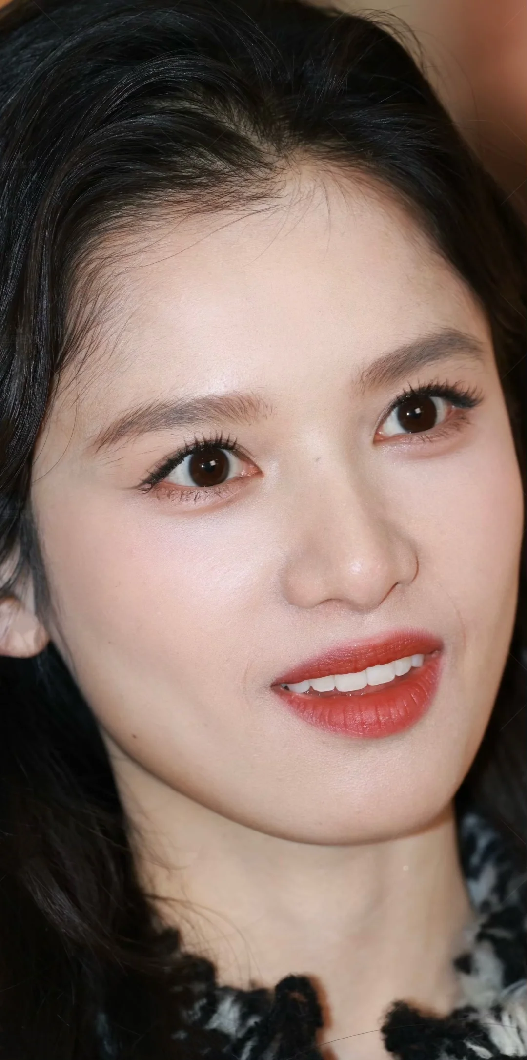 张婧仪 淡颜且高级 美的