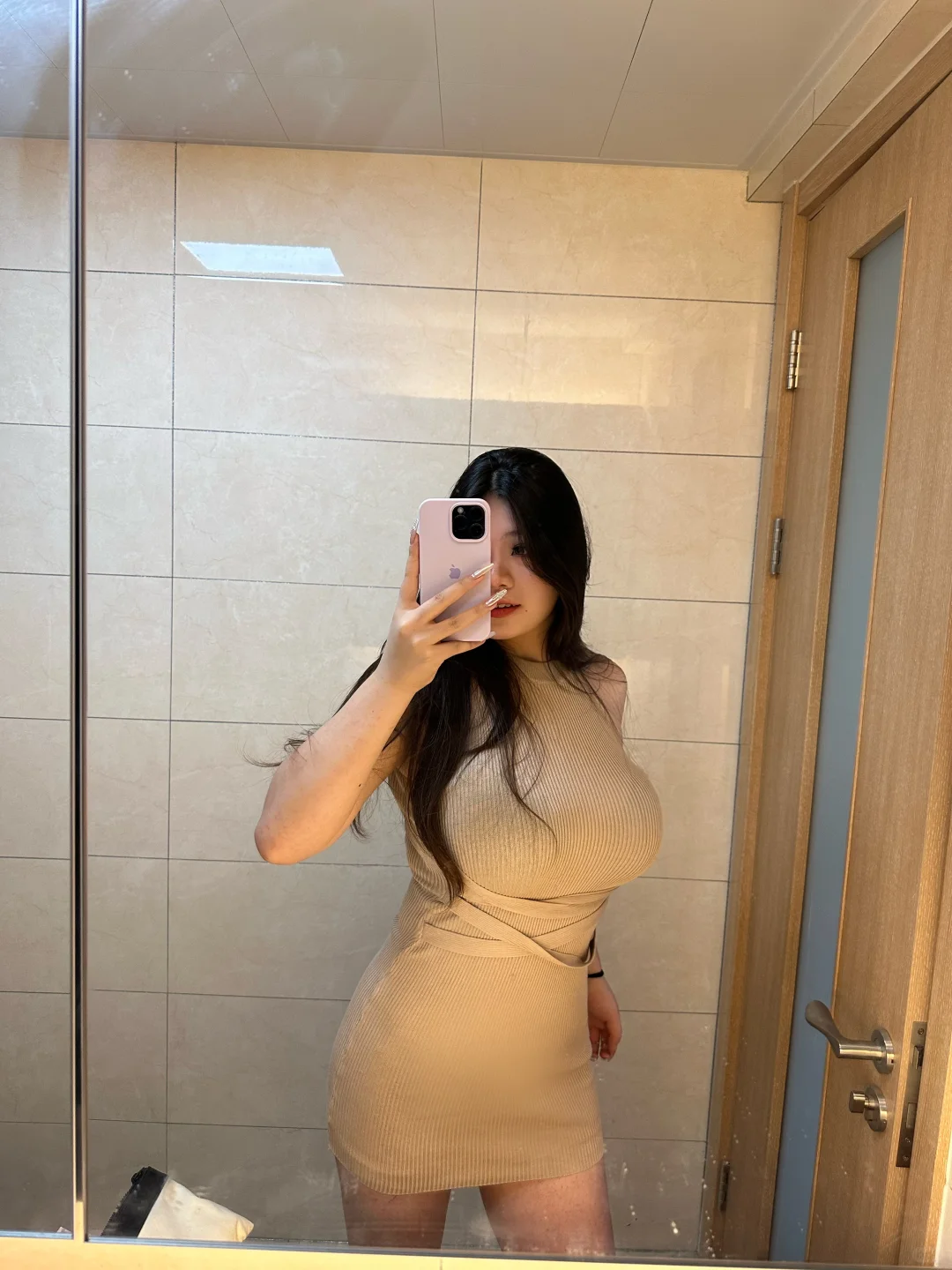 巨显身材的包臀裙裙裙来咯！