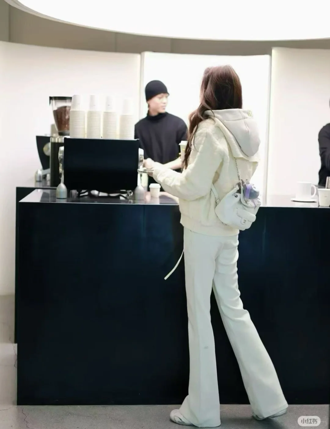 一周穿五天的白色🤍瑜伽裤