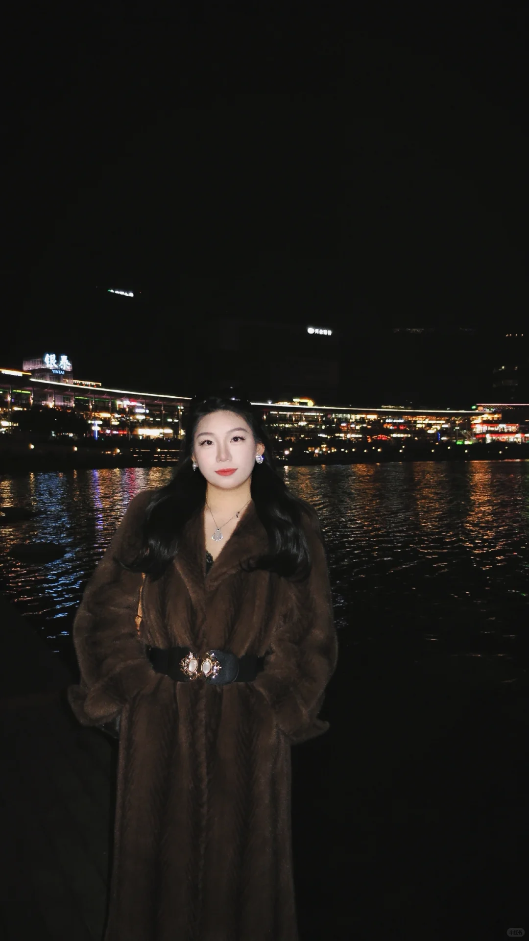 朋友说我像A市回来的女大佬