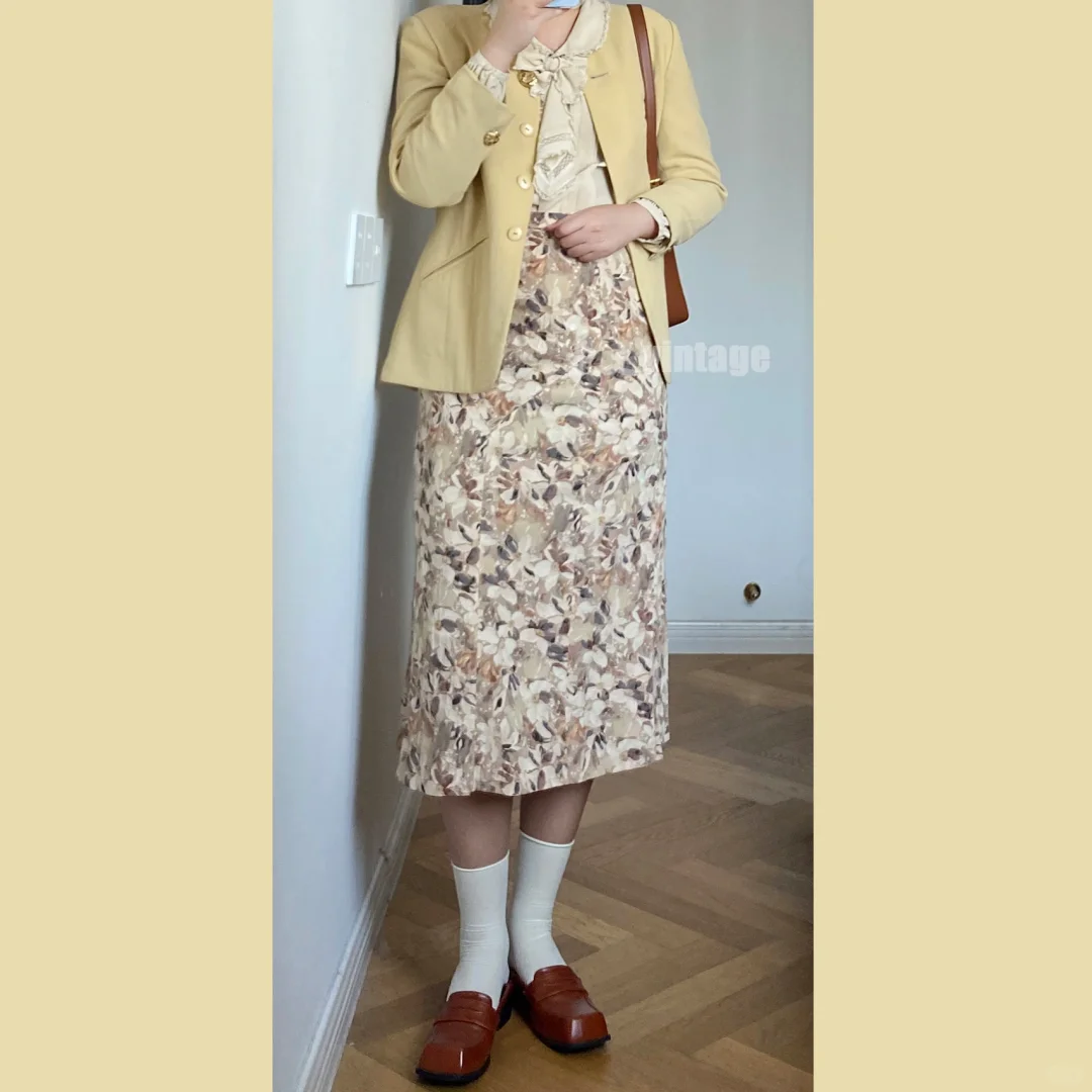 早秋复古穿搭|古着女孩一周色彩穿搭不重样