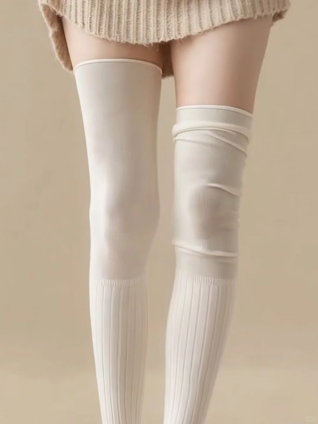 靴控狂喜！这双薄款过膝袜才是靴子灵魂搭档