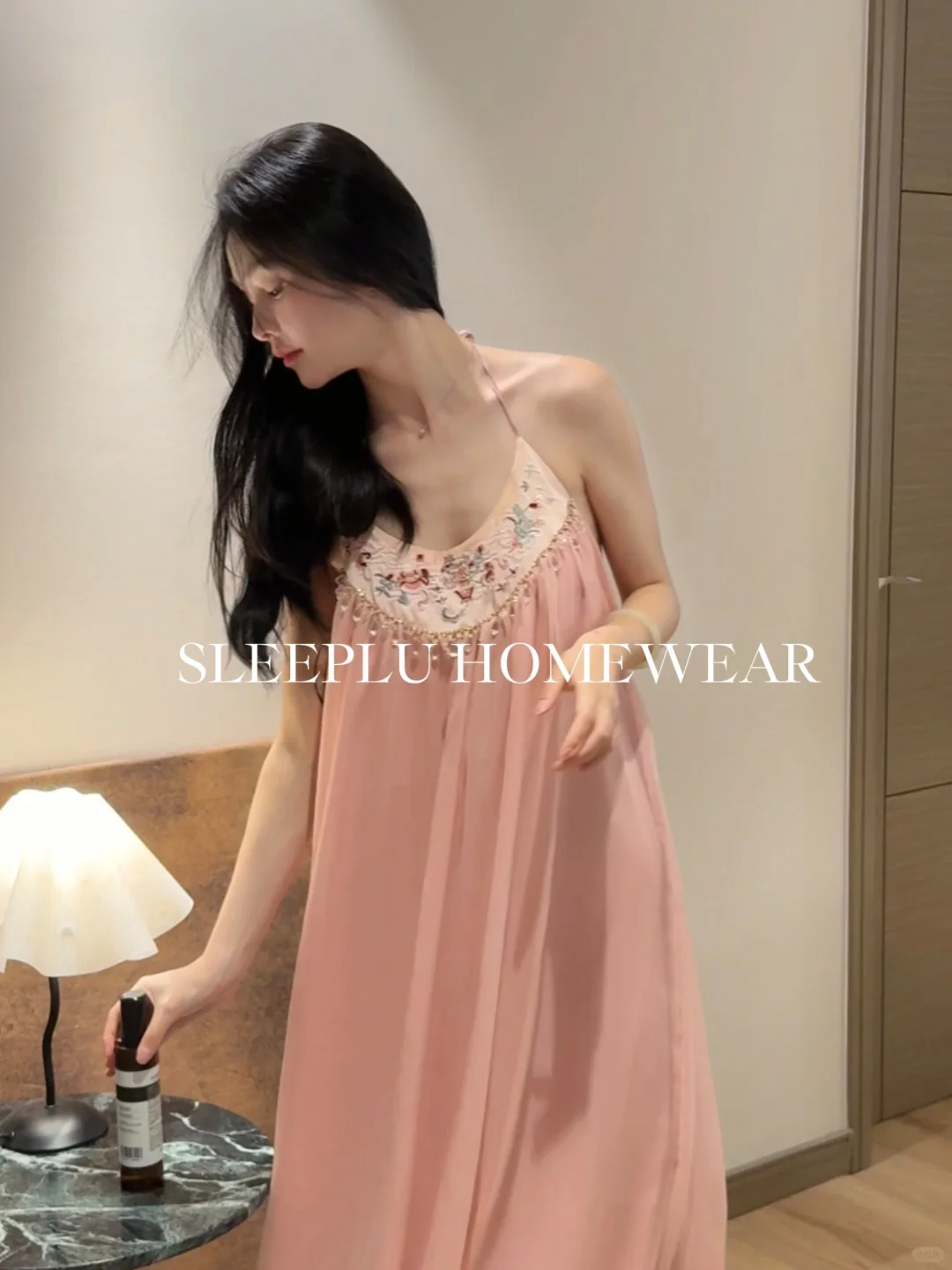 粉色睡裙真的好温柔！！✨