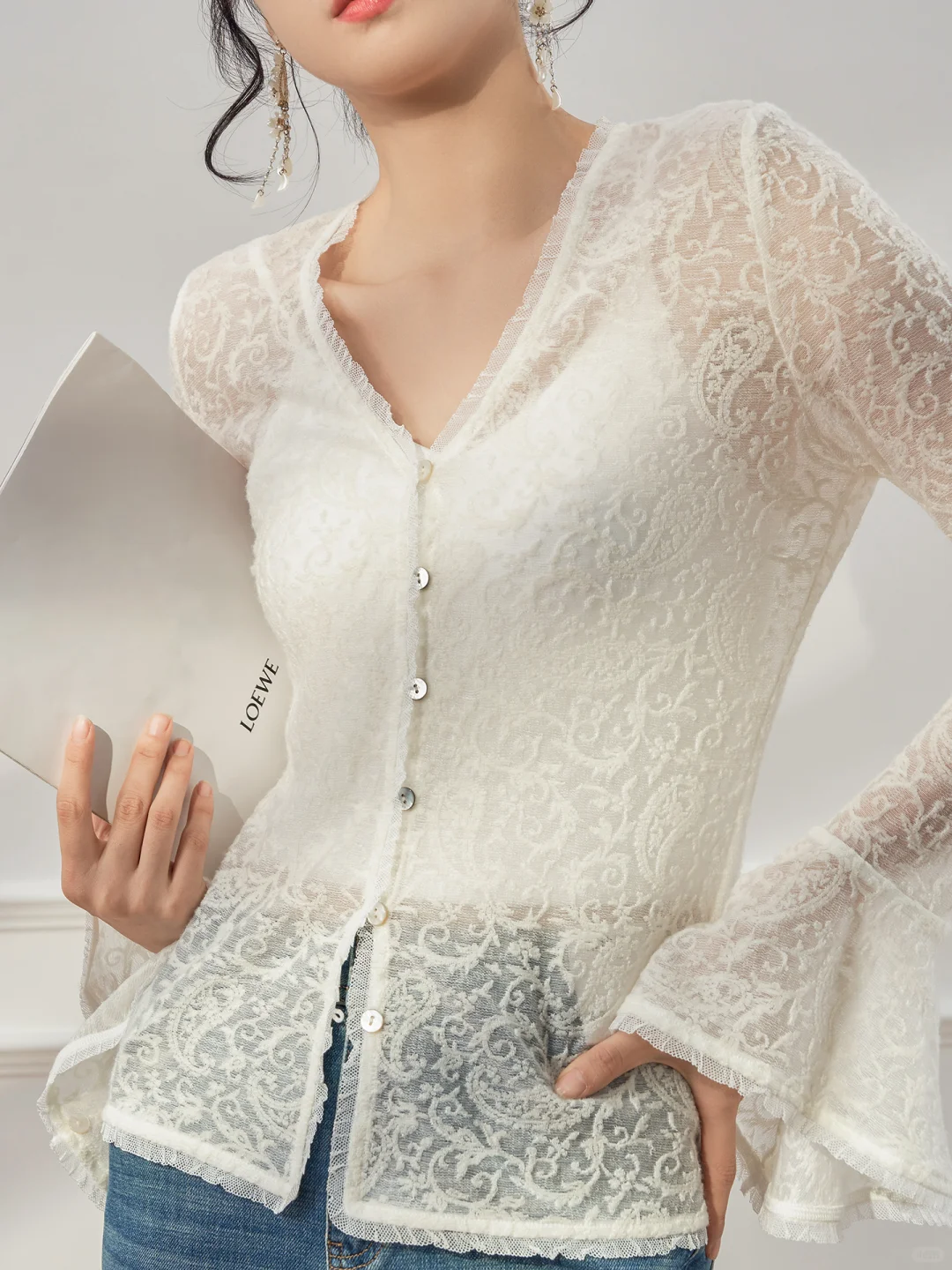 被追问爆的蕾丝开衫！温柔到犯规