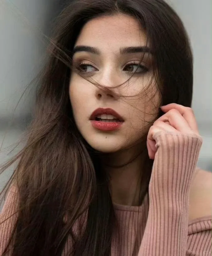 波兰混血嫩模Maja Strojek