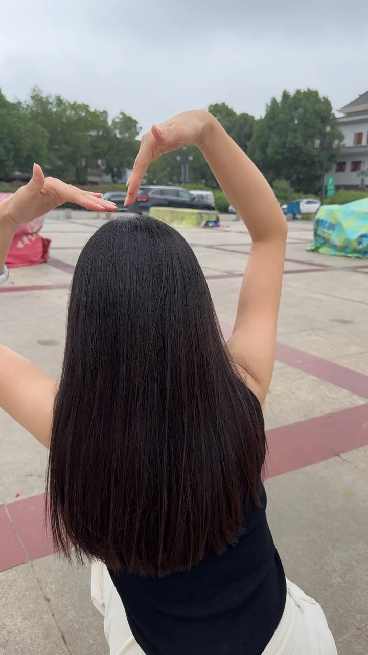 87年美颜后也是一股姨味