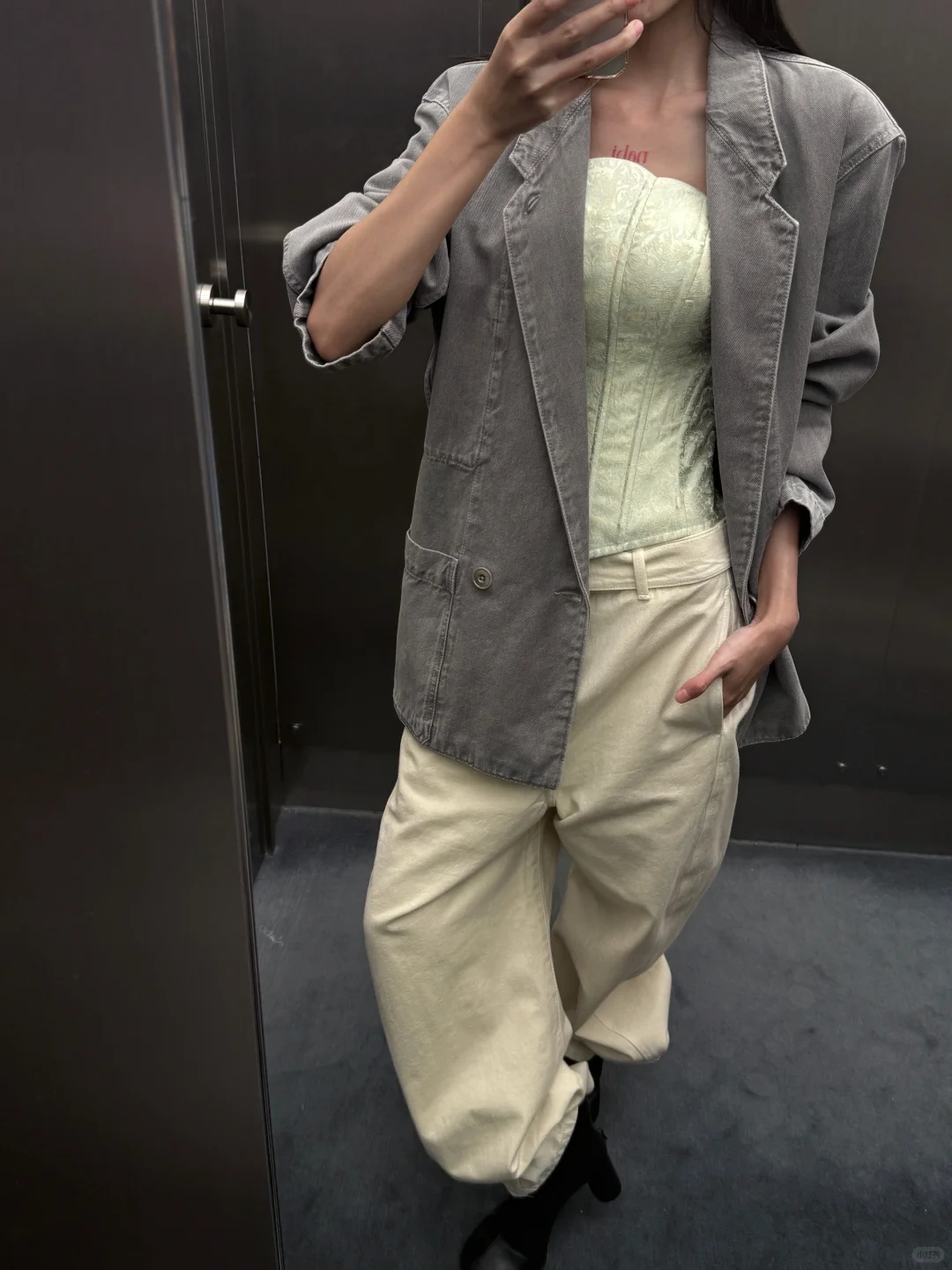 鱼骨抹胸到底能搭出几种风格🔓