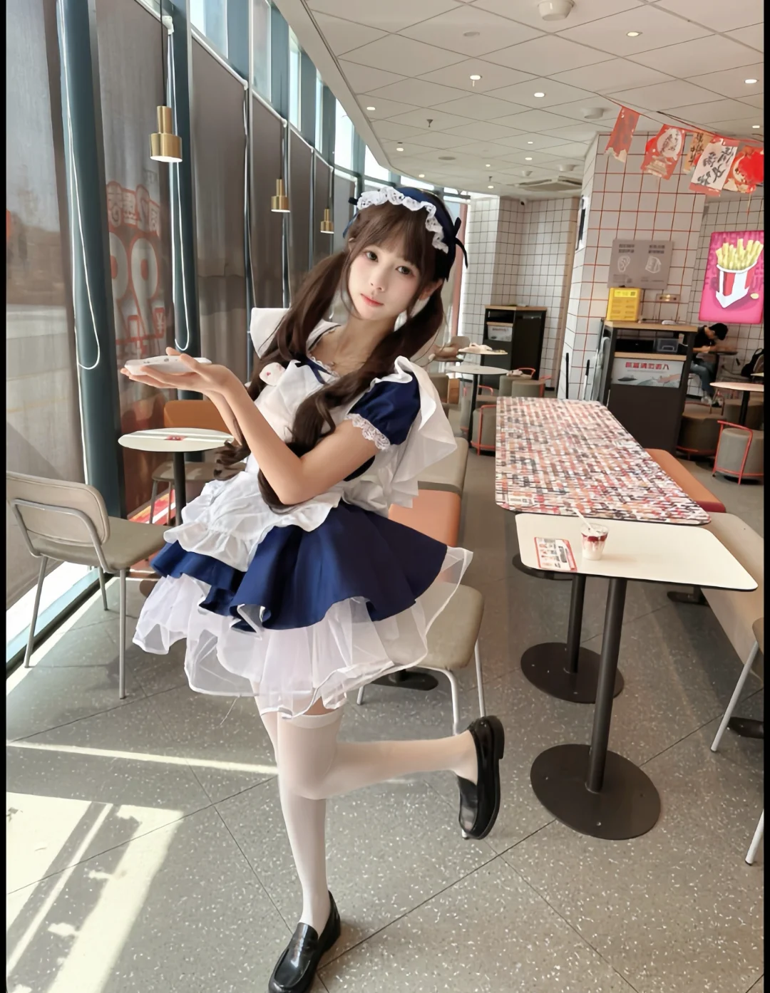 天使女仆 ✌︎˶╹ꇴ╹˶✌︎